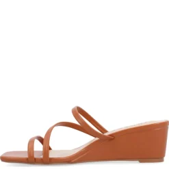Journee Collection Womens Takarah Low Wedge Sandal
