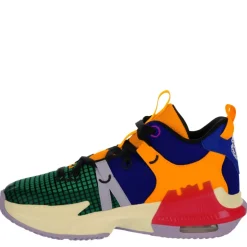 Nike Boys Lebron Witness 7 Basketball Shoe