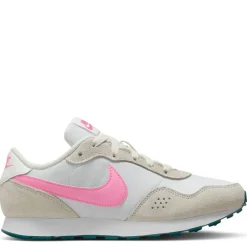 Nike Girls Valiant Sneaker