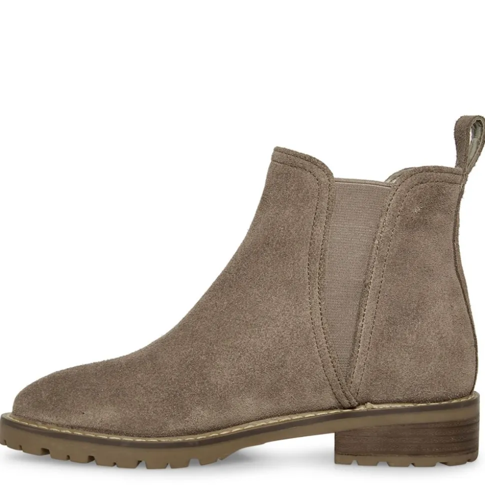 Steve Madden Womens Juliann Chelsea Boot
