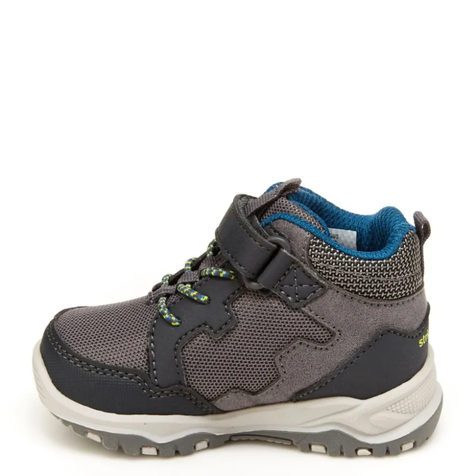 Stride Rite Boys Angus Mid Sneaker