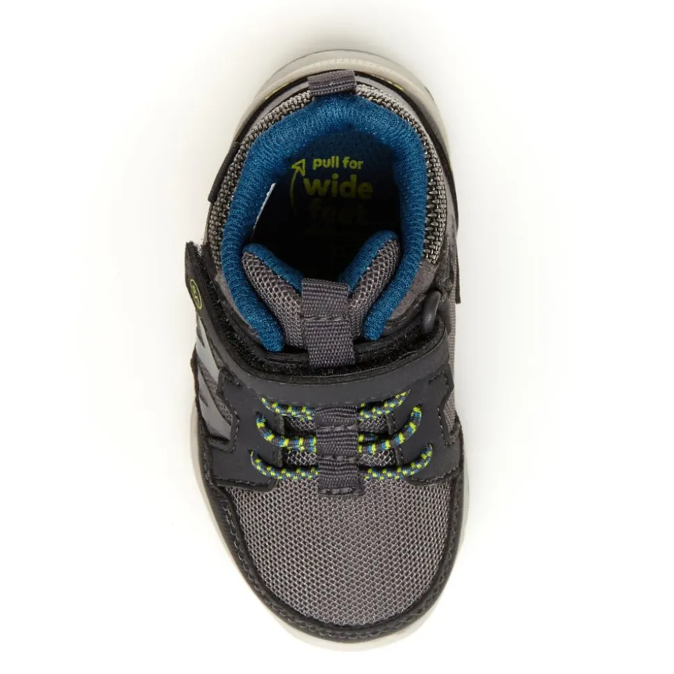 Stride Rite Boys Angus Mid Sneaker